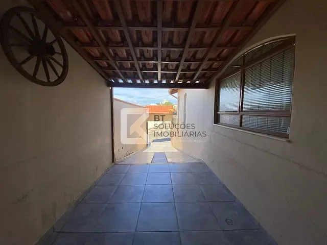 Casa com 253m² 2 quartos e 3 banheiros, à venda, no bairro Jardim Itamaracá em Indaiatuba