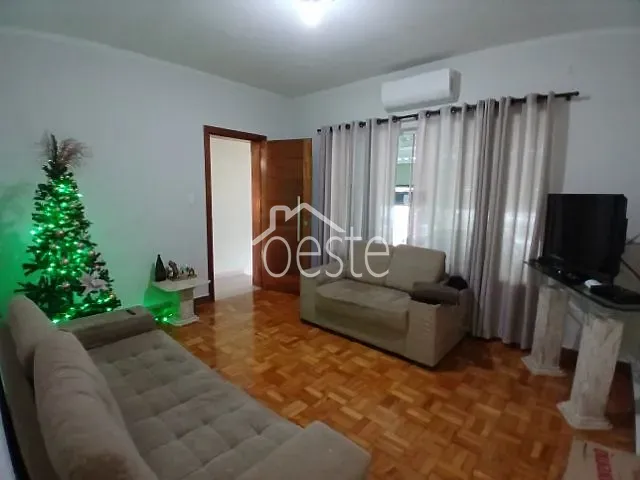 Casa com 144m² 3 quartos e 1 banheiro, à venda, no bairro Centro em Santa Bárbara D'Oeste