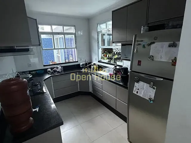 Casa com 303m² 3 quartos e 3 banheiros, à venda, no bairro Roma em Volta Redonda