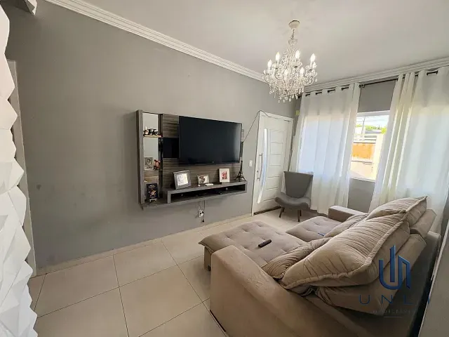 Casa 3 quartos e 3 banheiros, à venda, no bairro Três Poços em Volta Redonda