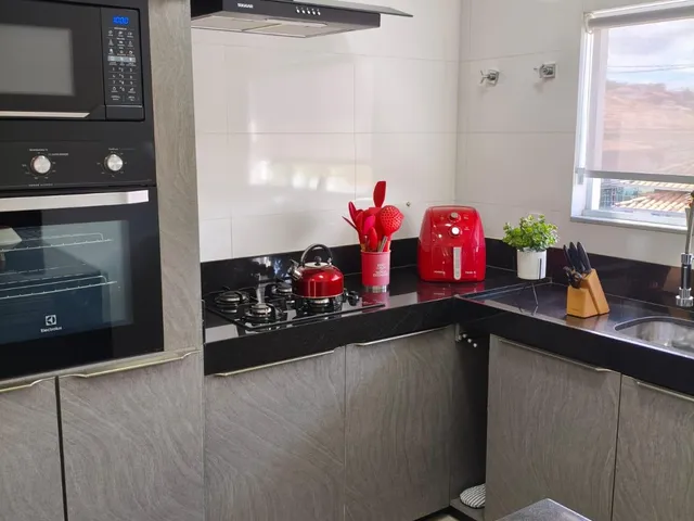 Casa 3 quartos e 3 banheiros, à venda, no bairro Canaã em Belo Horizonte