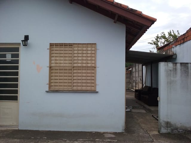 Casa com 200m² 2 quartos e 1 banheiro, à venda, no bairro Conjunto Habitacional Parque Itajaí em Campinas