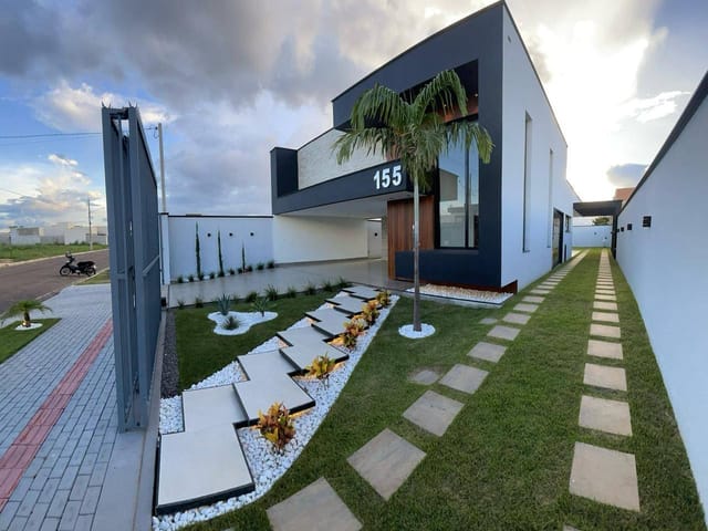 Casa com 360m² 3 quartos e 2 banheiros, à venda, no bairro Residencial Paris em Sinop