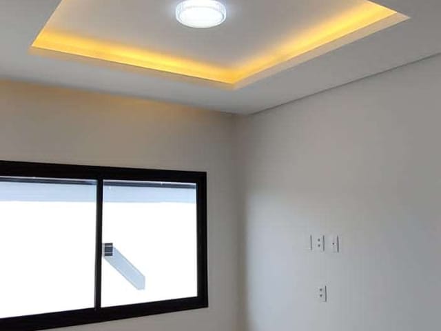 Casa com 360m² 3 quartos e 2 banheiros, à venda, no bairro Residencial Paris em Sinop