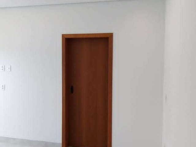 Casa com 360m² 3 quartos e 2 banheiros, à venda, no bairro Residencial Paris em Sinop