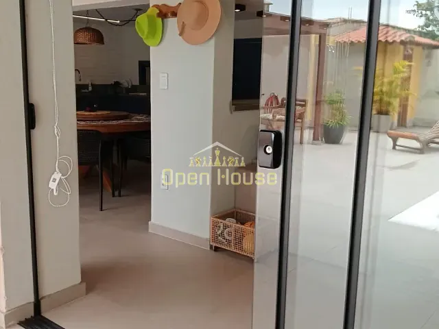Casa com 553m² 4 quartos e 4 banheiros, à venda, no bairro Jardim Amália em Volta Redonda