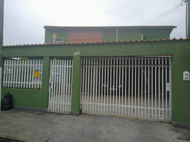 Casa com 356m² 3 quartos e 3 banheiros, à venda, no bairro Vila São Geraldo em Taubaté