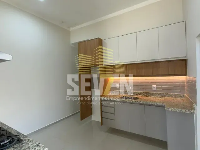 Casa com 182m² 2 quartos e 3 banheiros, à venda ou para alugar, no bairro Vila Alto Paraíso em Bauru