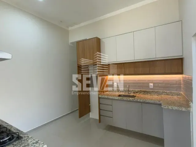 Casa com 182m² 2 quartos e 3 banheiros, à venda, no bairro Vila Alto Paraíso em Bauru
