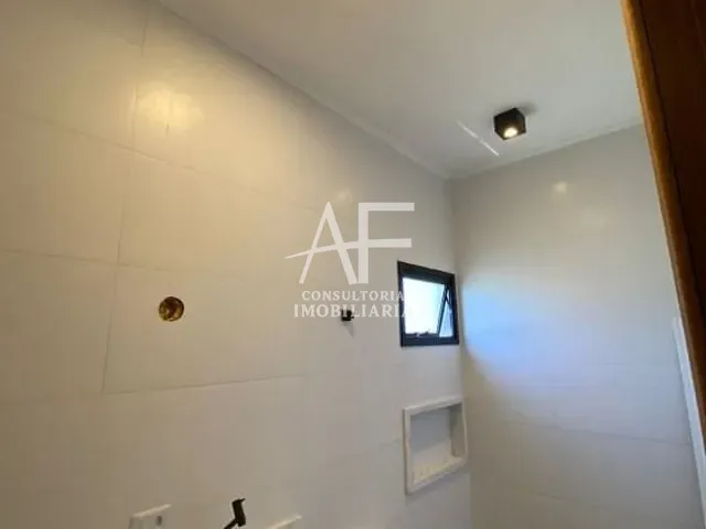 Casa com 250m² 3 quartos e 2 banheiros, à venda, no bairro Itapecerica em Taubaté