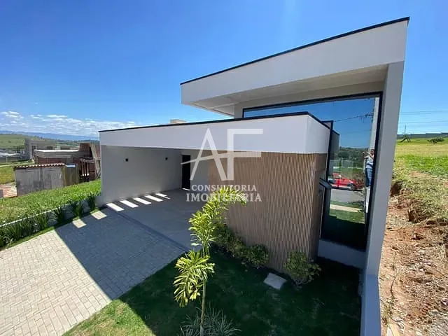 Casa com 250m² 3 quartos e 2 banheiros, à venda, no bairro Itapecerica em Taubaté