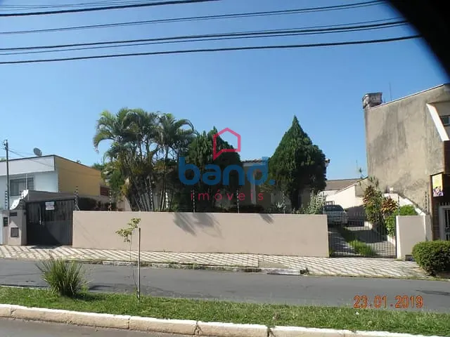 Casa com 716m² 3 quartos e 4 banheiros, à venda, no bairro Vila América em Porto Feliz