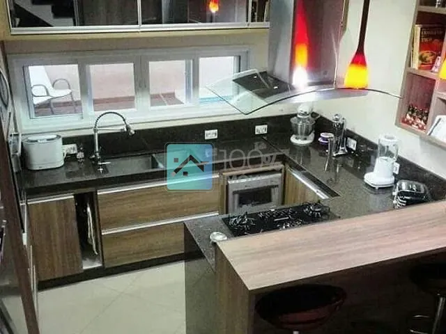 Casa com 250m² 4 quartos e 5 banheiros, à venda, no bairro Loteamento Villa Branca em Jacareí