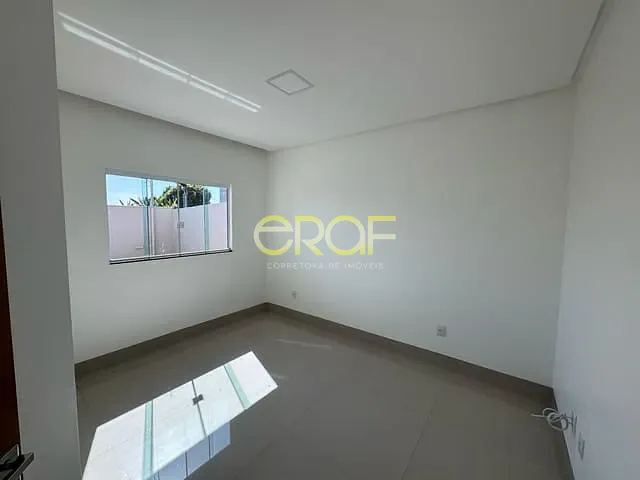 Casa 3 quartos e 2 banheiros, à venda, no bairro Parque Vila Verde em Formosa