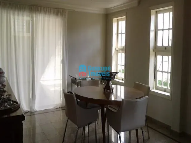 Casa com 1000m² 4 quartos e 4 banheiros, à venda, no bairro Jardim Nova Guaxupé em Guaxupé