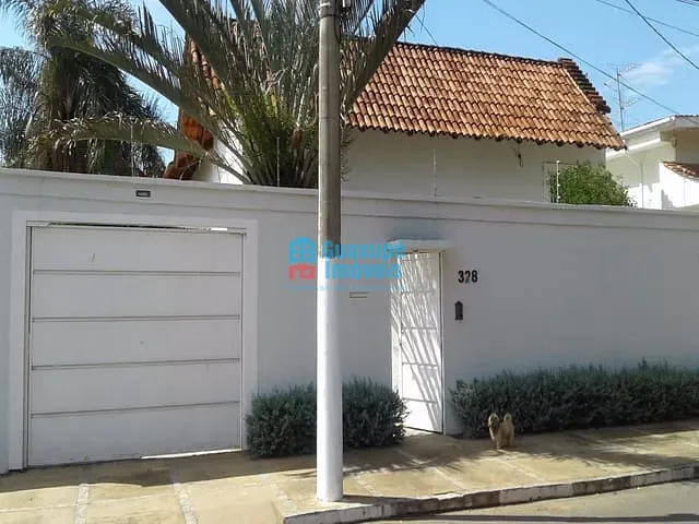 Casa com 1000m² 4 quartos e 4 banheiros, à venda, no bairro Jardim Nova Guaxupé em Guaxupé