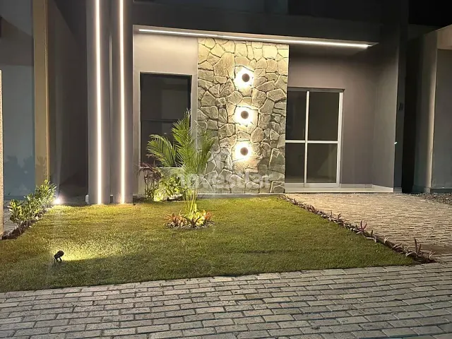 Casa com 126m² 3 quartos e 2 banheiros, à venda, no bairro Três Irmãs em Campina Grande