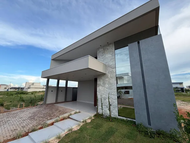 Casa com 344m² 3 quartos e 1 banheiro, à venda, no bairro Condomínio Aquarela dos Poemas em Sinop