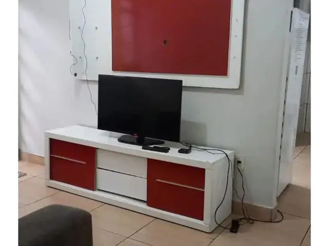 Casa 2 quartos e 1 banheiro, para alugar, no bairro Glória em Belo Horizonte