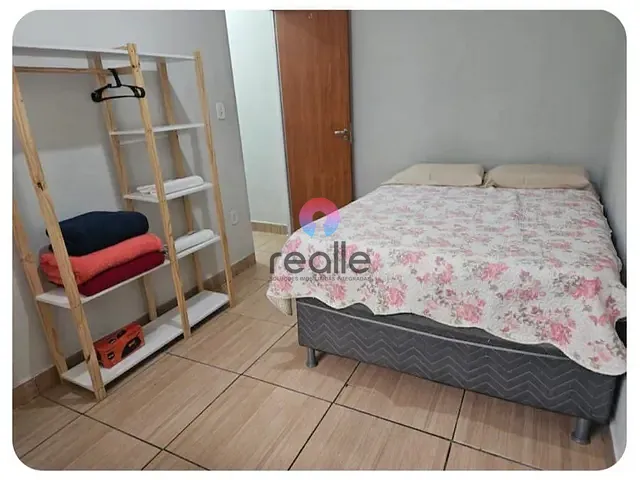 Casa 2 quartos e 1 banheiro, para alugar, no bairro Glória em Belo Horizonte
