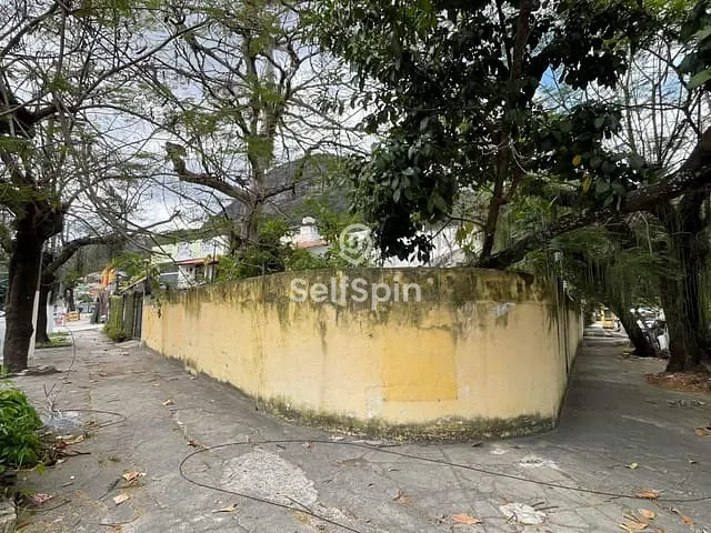 Casa com 306m², para alugar, no bairro São Francisco em Niterói