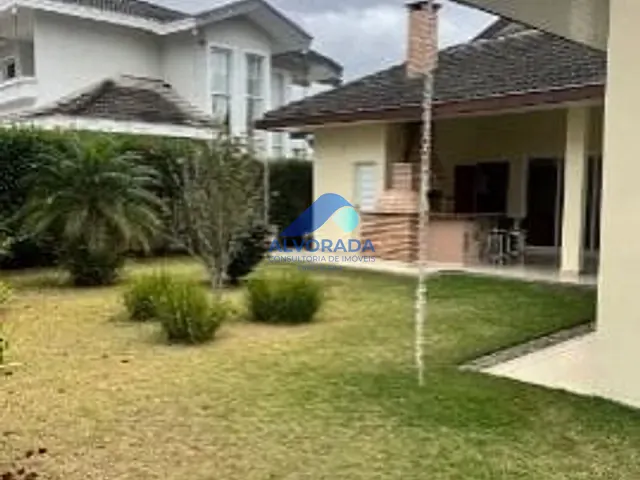 Casa com 560m² 3 quartos e 1 banheiro, à venda, no bairro Residencial Santa Helena em Caçapava