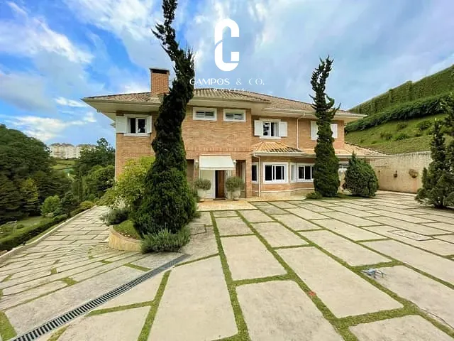 Casa com 5762m² 7 quartos e 7 banheiros, à venda, no bairro Vila Capivari em Campos Do Jordão