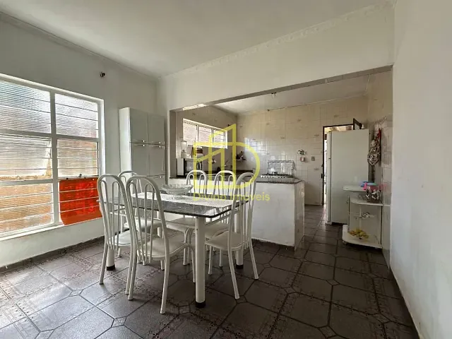 Casa com 400m² 3 quartos e 1 banheiro, à venda ou para alugar, no bairro Jardim Faculdade em Sorocaba