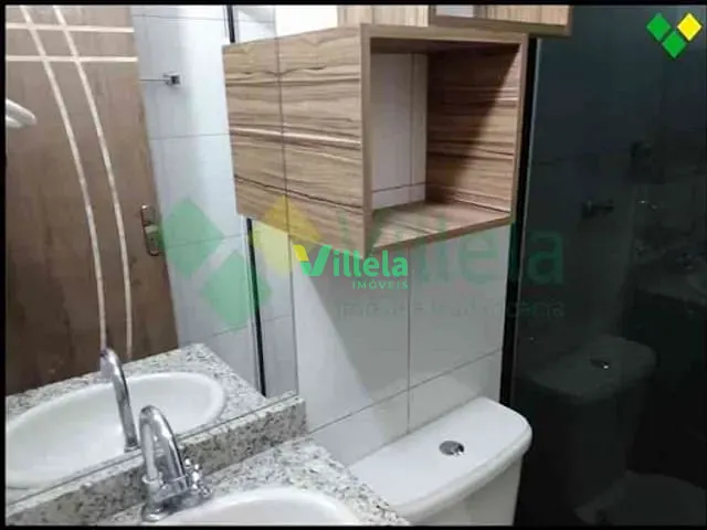 Casa à venda, no bairro Vila São Carlos em Itaquaquecetuba