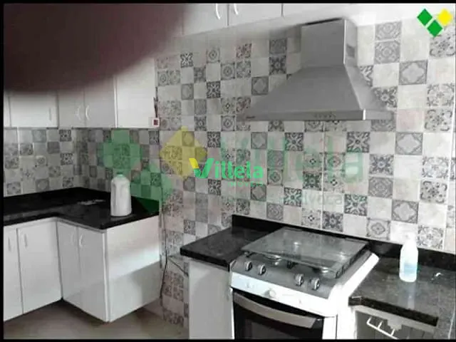 Casa à venda, no bairro Vila São Carlos em Itaquaquecetuba