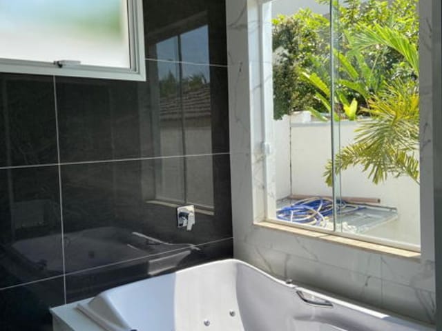 Casa com 474m² 4 quartos e 5 banheiros, à venda, no bairro Condomínio Florais Cuiabá Residencial em Cuiabá