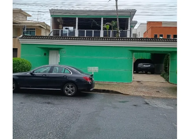 Casa com 360m² 4 quartos e 4 banheiros, à venda, no bairro Parque Xangri-Lá em Contagem