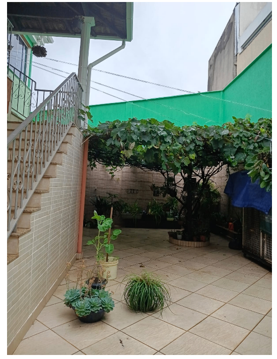 Casa com 4 quartos, 1 suíte, 4 banhos, 3 salas, 4 vagas, 2 pavimentos, com 632 m2 de área construída, à venda, Parque Xangri-Lá, Contagem, MG miniatura 12