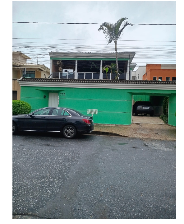 Casa com 4 quartos, 1 suíte, 4 banhos, 3 salas, 4 vagas, 2 pavimentos, com 632 m2 de área construída, à venda, Parque Xangri-Lá, Contagem, MG miniatura 3