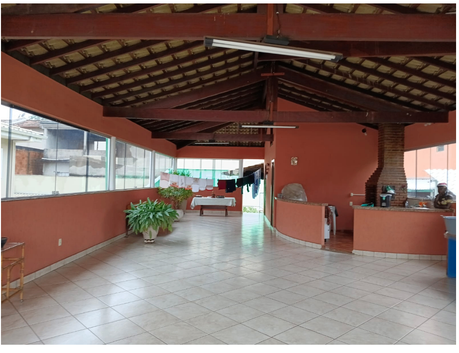 Casa com 4 quartos, 1 suíte, 4 banhos, 3 salas, 4 vagas, 2 pavimentos, com 632 m2 de área construída, à venda, Parque Xangri-Lá, Contagem, MG miniatura 26