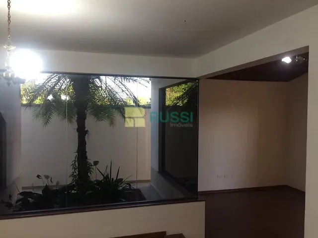 Casa com 252m² 3 quartos e 1 banheiro, à venda, no bairro Urbanova em São José dos Campos