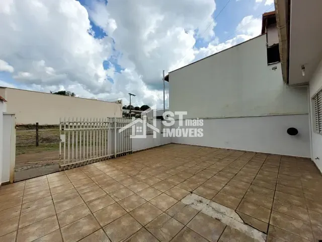 Casa com 168m² 3 quartos e 1 banheiro, à venda, no bairro Vila Muterle em Andradas