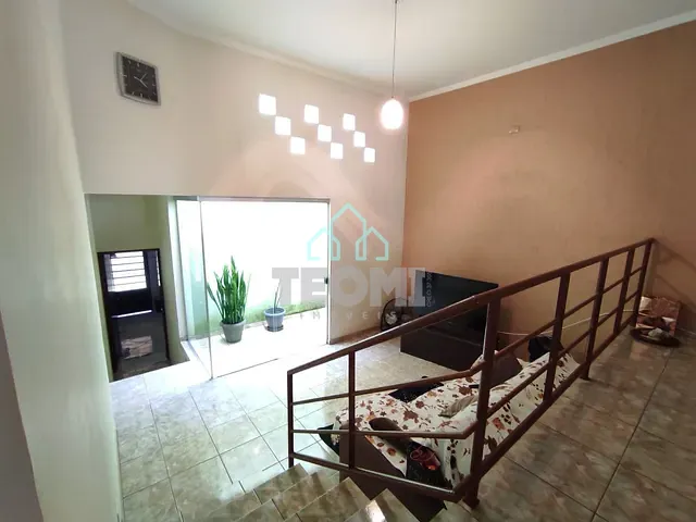 Casa com 595m² 2 quartos e 1 banheiro, à venda, no bairro Jardim Bela Vista em Taubaté