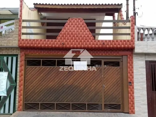 Casa com 225m² 3 quartos e 2 banheiros, à venda, no bairro Ayrosa em Osasco