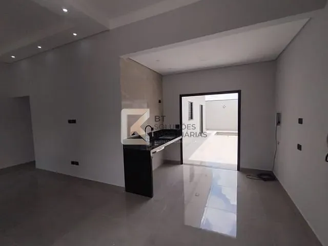 Casa com 150m² 3 quartos e 2 banheiros, à venda, no bairro Jardim Bom Sucesso em Indaiatuba