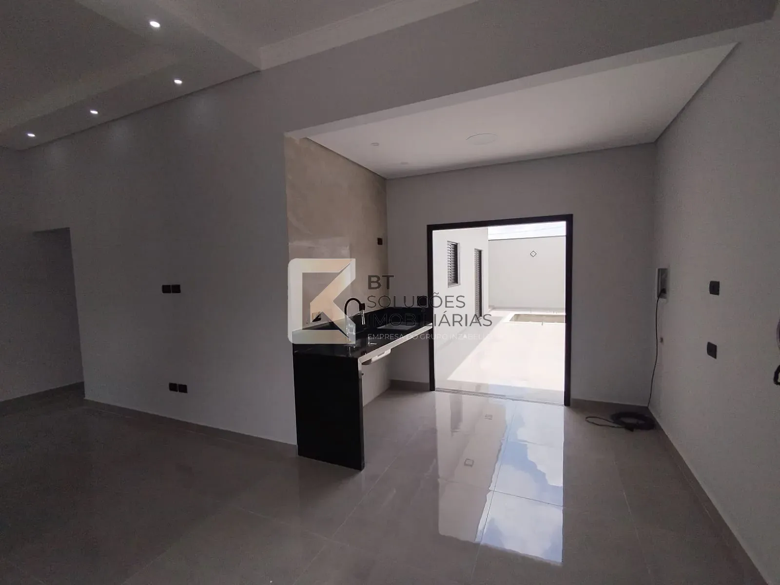 Casa, 3 quartos, 99 m² - Foto 2