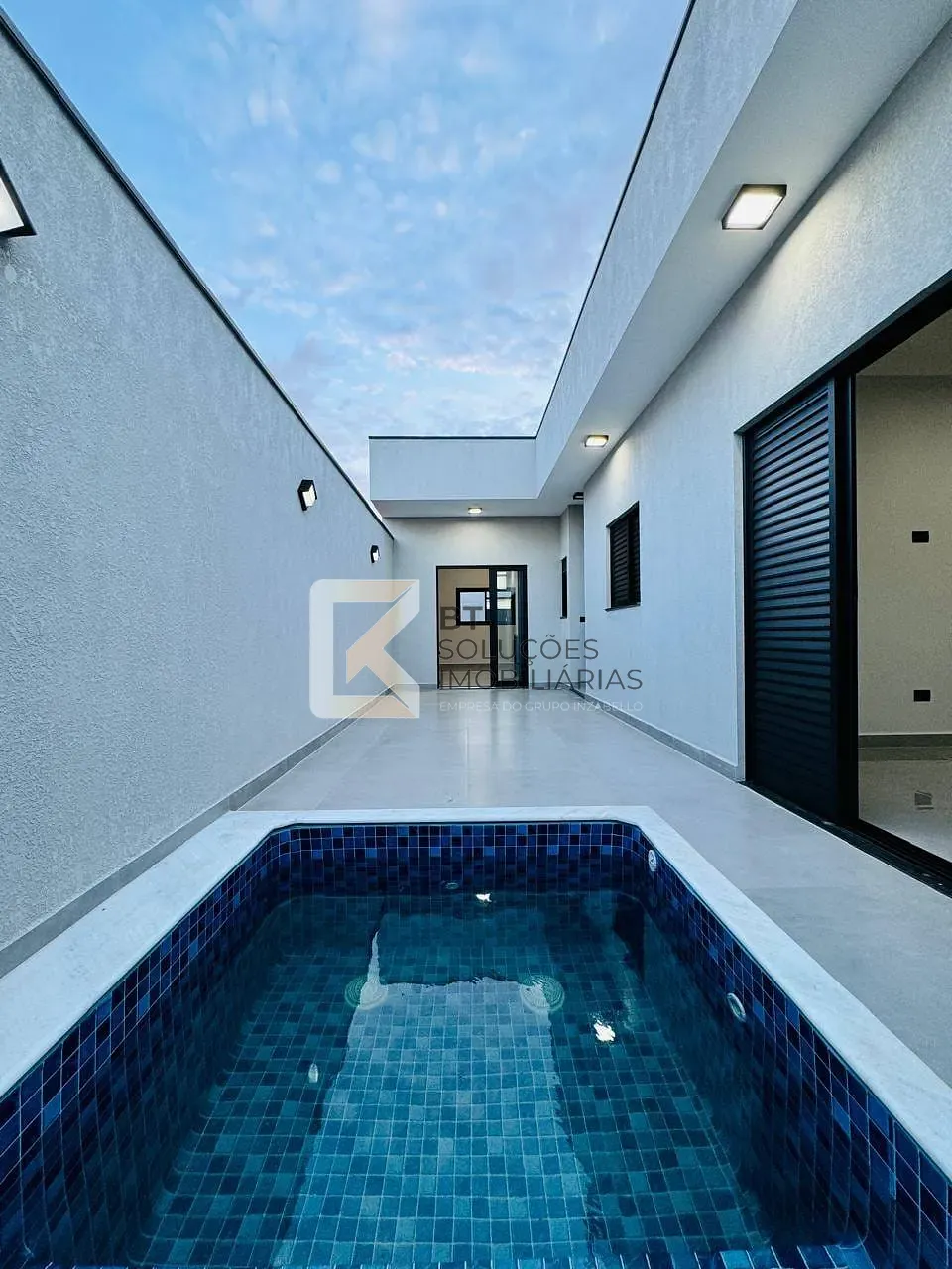 Casa, 3 quartos, 99 m² - Foto 1
