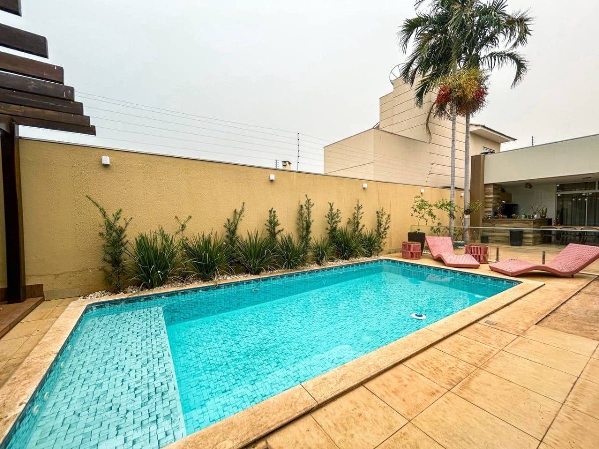 Casa para venda em Jardim Santa Marta com 2 quartos, sendo 1 suíte, 214m²