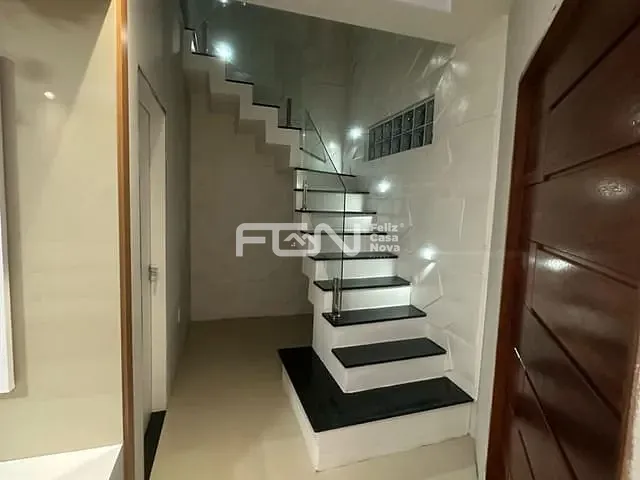 Casa 3 quartos e 3 banheiros, à venda, no bairro Parque das Palmeiras em Camaçari