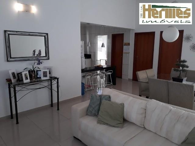 Casa, 3 quartos, 184 m² - Foto 4