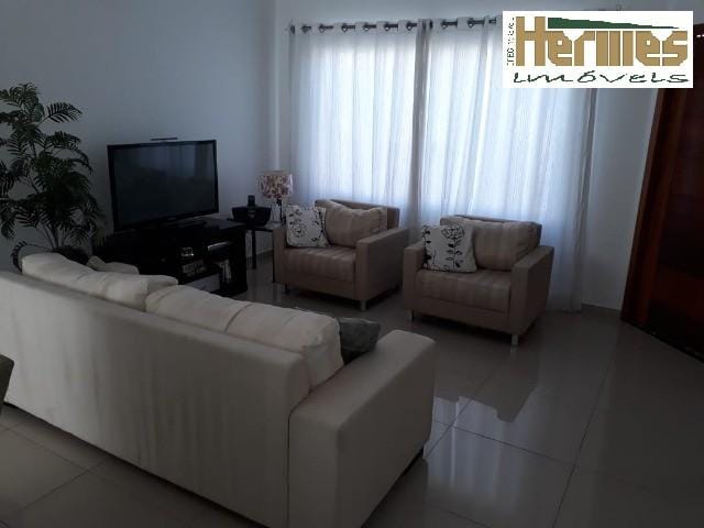 Casa, 3 quartos, 184 m² - Foto 2