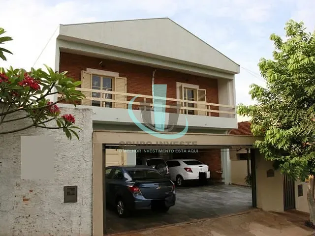 Sobrado com 225m² 4 quartos e 3 banheiros, à venda, no bairro VILA SUCONASA em ARARAQUARA