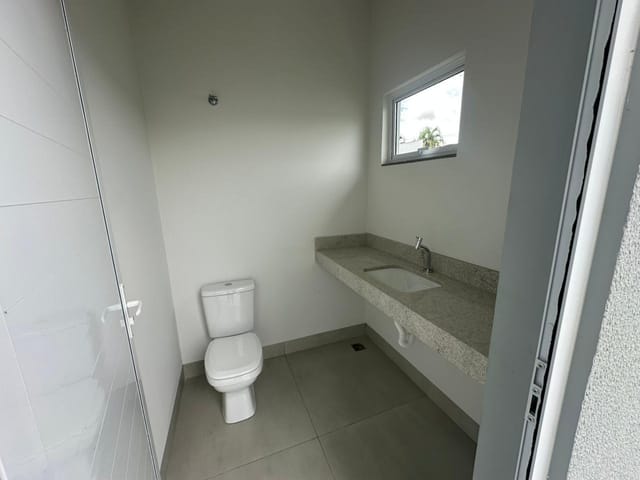 Casa com 365m² 3 quartos e 1 banheiro, à venda, no bairro Aquarela das Artes em Sinop