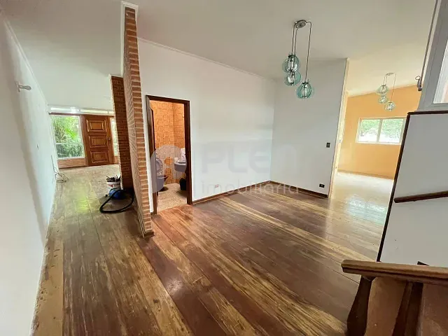 Casa 4 quartos e 4 banheiros, à venda, no bairro Jardim Leonor Mendes de Barros - em São Paulo
