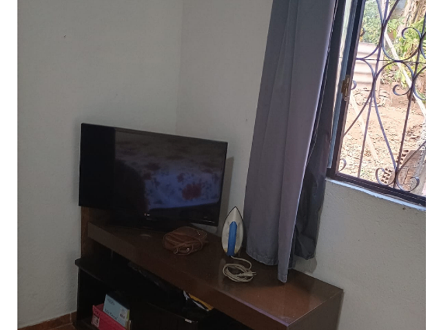 Casa com 250m² 2 quartos e 1 banheiro, à venda, no bairro Vera Cruz em Belo Horizonte